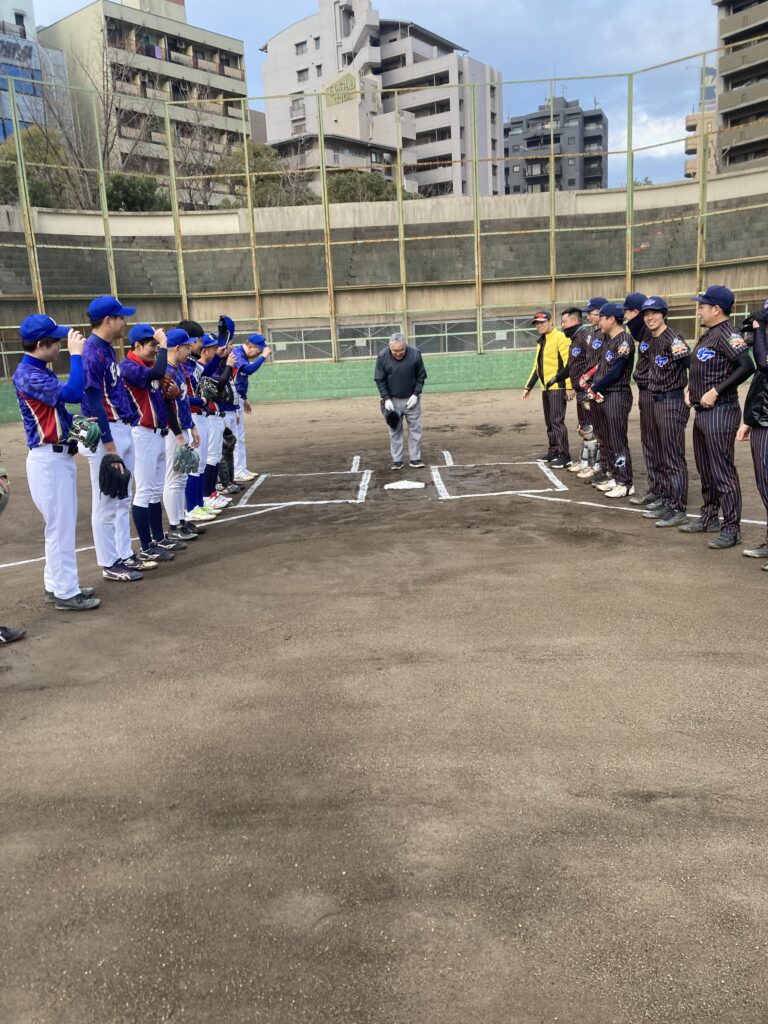 開幕戦は壮絶な試合に。。。